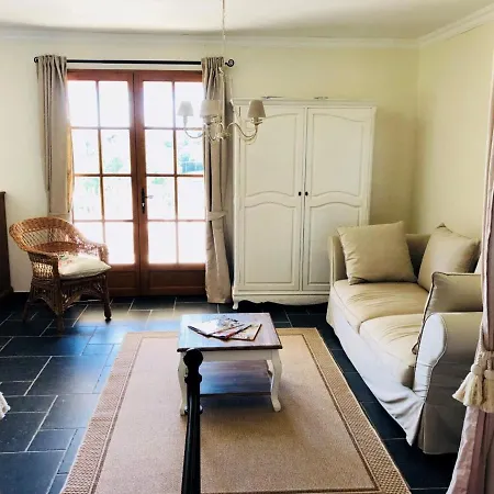 Luxorious In With Garden Holiday home *